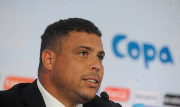 Ronaldo pede apoio da torcida do Cruzeiro: ‘Do jeito que está, não nos ajuda’