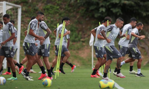 Jogadores do Atltico em treino na Cidade do Galo (foto: Pedro Souza/Atltico)