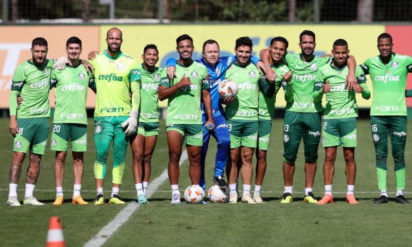 Jogadores do Palmeiras em treino (foto: Cesar Greco/Palmeiras/by Canon)