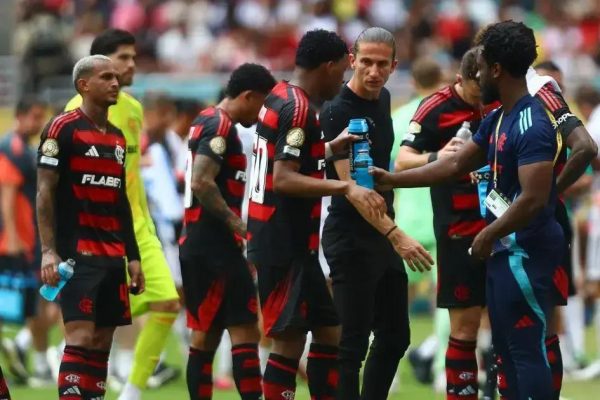Juca Kfouri critica decisão dos EUA sobre seleção cubana de vôlei