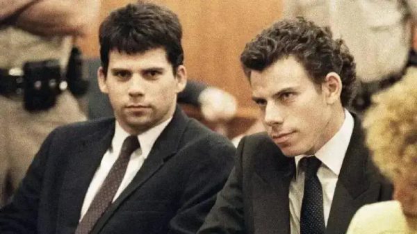 Juiz da Califórnia reduz penas dos Irmãos Menendez para 50 anos