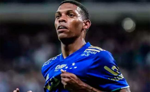 Vitor Leque atuou pelo Cruzeiro entre 2021 e 2022 (foto: Gustavo Aleixo/Cruzeiro)