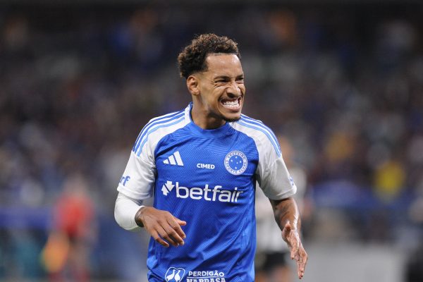 Matheus Pereira durante Cruzeiro x Atltico (foto: Alexandre Guzanshe/EM/D.A. Press)