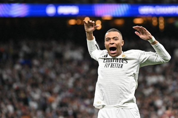 Mbapp comemorando gol pelo Real Madrid (foto: Javier Soriano/AFP)