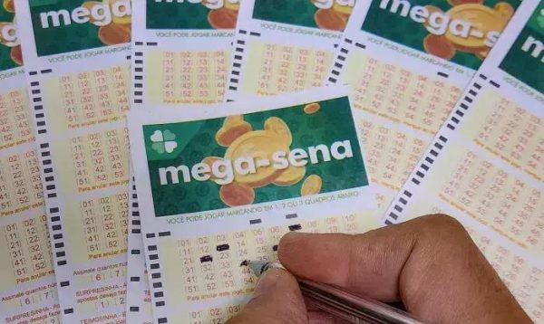 Mega-Sena acumula e próximo prêmio chega a R$ 100 milhões