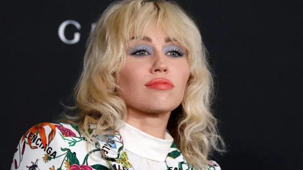 Miley Cyrus revela gastos ocultos com drogas em podcast
