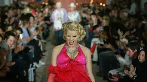 Mistérios e tragédias: as mortes impactantes das Playmates da Playboy