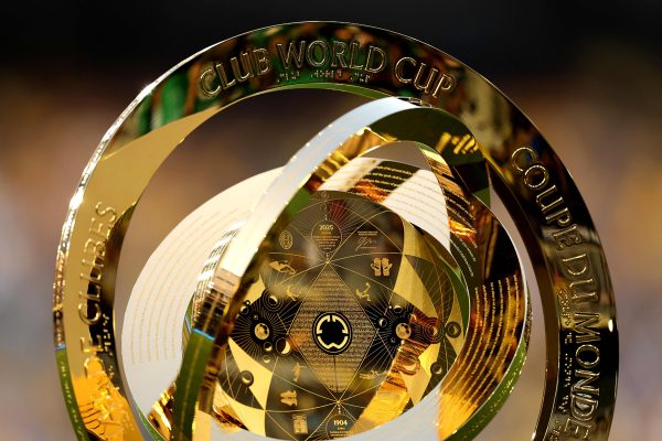 Trofu do Mundial de Clubes (foto: LUKE HALES/AFP)