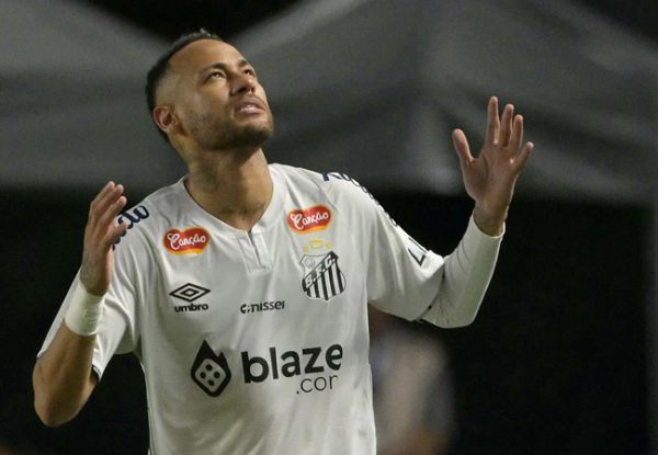 Neymar, atacante do Santos (foto: NELSON ALMEIDA/AFP)