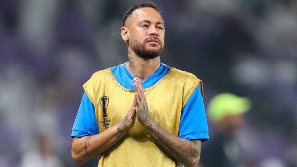 Neymar voltou a se lesionar durante partida do Al-HIlal (foto: AFP)