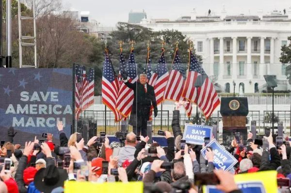 Nova autoridade de ética EUA: Avaliação de funcionários de Trump