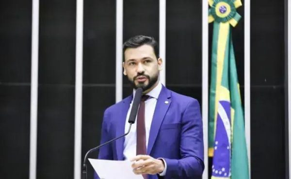 Nova proposta prevê eleições ou sorteio em caso de empate nas eleições brasileiras