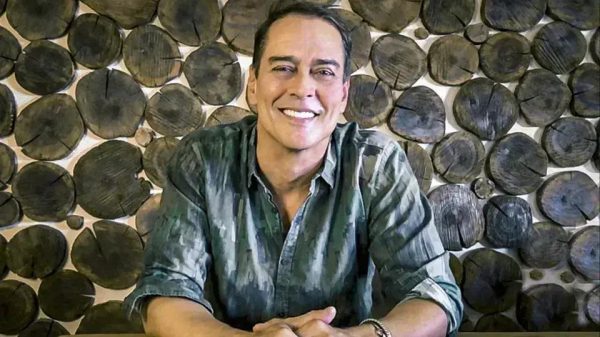 O brasileiro recordista em filhos: mais de 30 e celebridades com muitos herdeiros