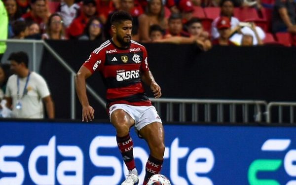 Pablo deve ser titular do Fla contra o Grêmio