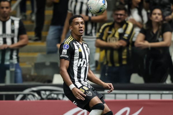 Palacios em jogo pelo Atltico (foto: Pedro Souza/Atltico)