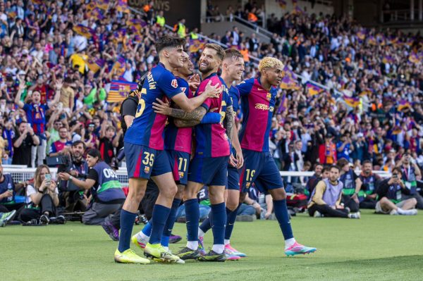 Raphinha marcou dois gols na vitria do Barcelona no El Clsico (foto: Barcelona/Divulgao)