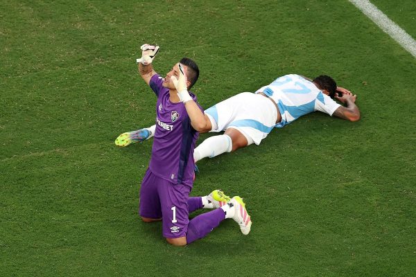 Fbio, goleiro do Fluminense (foto: L BELLO / GETTY IMAGES NORTH AMERICA / Getty Images via AFP)