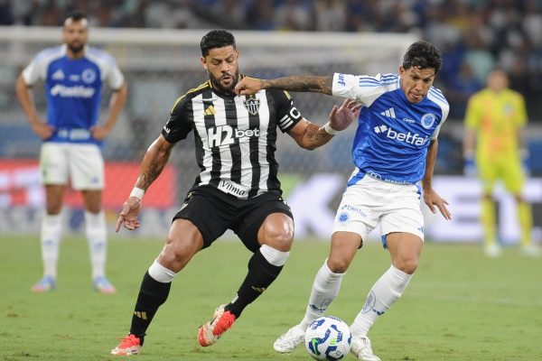 Lucas Romero em Cruzeiro 0 x 0 Atltico (foto: Edesio Ferreira/EM)