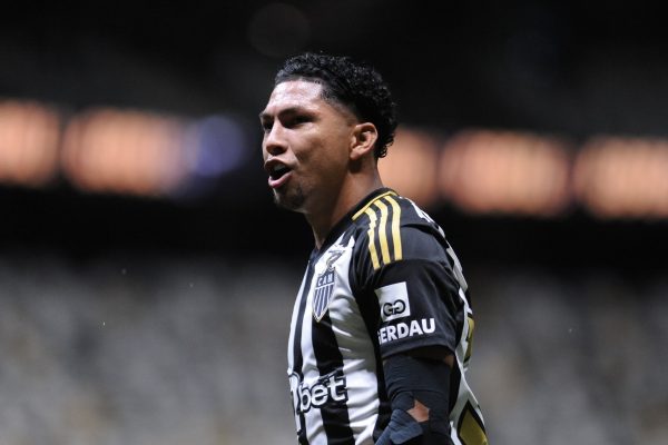 Rony comemora gol pelo Atltico contra o Caracas (foto: Alexandre Guzanshe/EM/DA.Press)