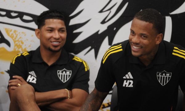 Rony e Caio Paulista durante apresentao no Atltico na Arena MRV (foto: Alexandre Guzanshe/EM/DA.Press)