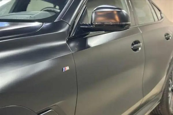 Savinho, atacante do Atlético, adquire luxuoso BMW X6 de R$ 700 mil