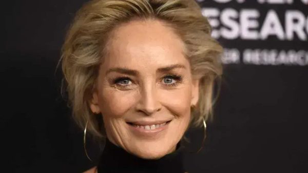 Sharon Stone revela que foi demitida de filme estrelado por Blake Lively