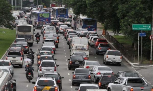 Contra privatização, São Paulo tem 9 linhas de metrô e trem em greve