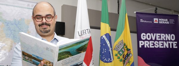 Livro que promove os destinos turísticos do entorno dos lagos de Furnas, Peixoto e da Serra da Canastra é lançado em Capitólio