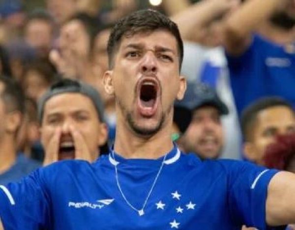 Cria do Cruzeiro fala como foi estrear pela equipe em um clássico histórico