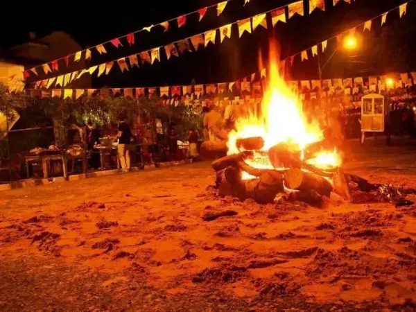 Tragédia em Caratinga: homem é morto pelo irmão em festa junina