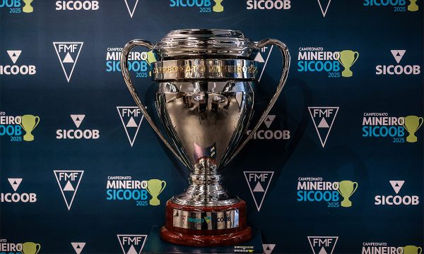 Trofu do Campeonato Mineiro de 2025 (foto: CRIS MATTOS/FMF)