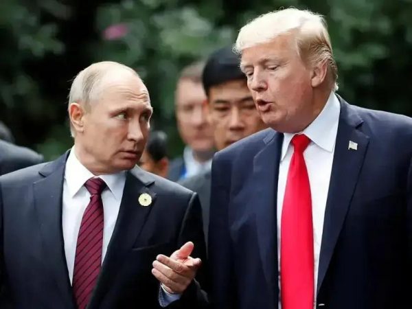Trump sugere atraso de Putin nas negociações de cessar-fogo na Ucrânia