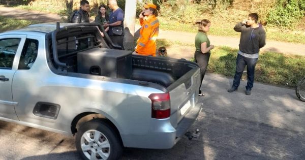 Mulher grávida fica ferida após acidente entre carro e moto no Horto, em Ipatinga