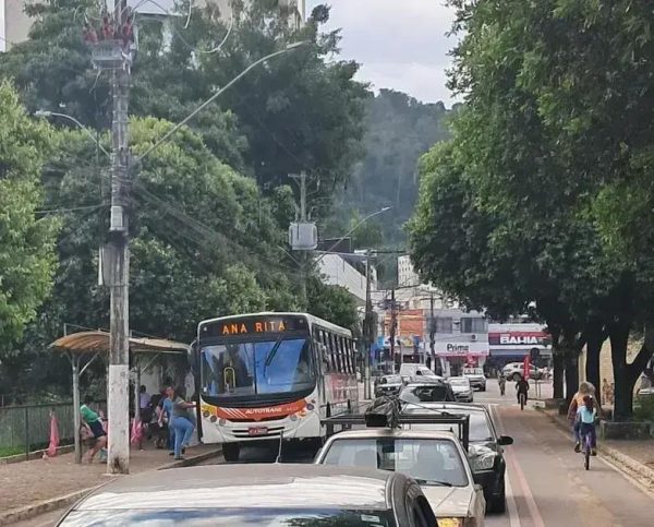 Usuários desapontados com reajuste de tarifa no transporte público de Timóteo