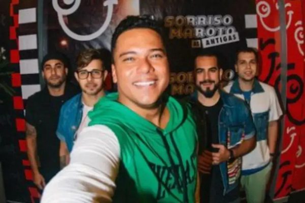 Van da banda Sorriso Maroto é roubada em Belford Roxo