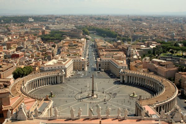 Vaticano pede que bispos denunciem casos de abuso sexual » Portal MaisVip