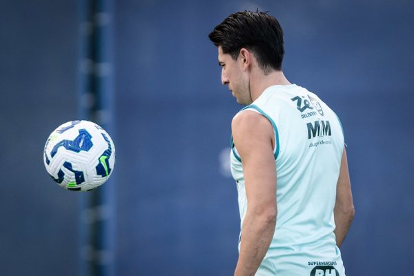 Lucas Villalba pelo Cruzeiro (foto: Gustavo Aleixo/Cruzeiro)