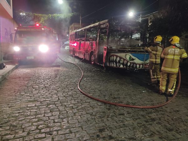 Incêndio de trenzinho da alegria em Coronel Fabriciano pode ter sido criminoso | Vales de Minas Gerais