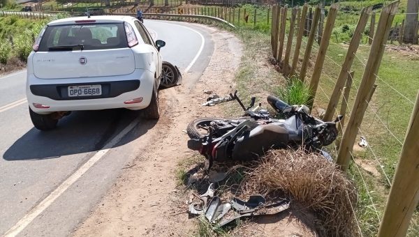 Motociclista inabilitado morre após ser atingido por carro na MG-111 | Vales de Minas Gerais