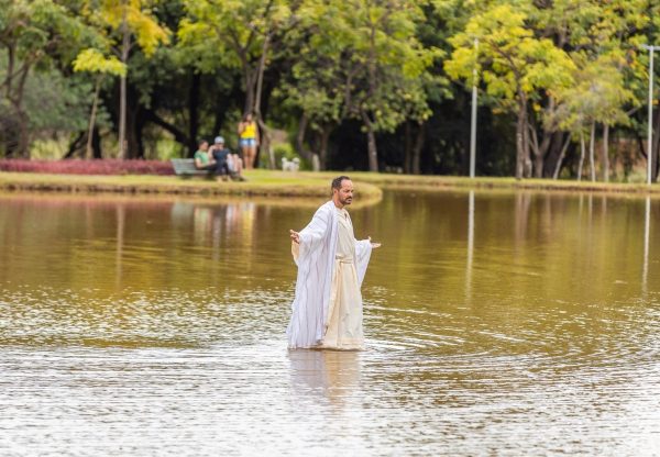 Ipatinga recebe tradicional encenação da 'Paixão de Cristo' no Parque Ipanema | Vales de Minas Gerais