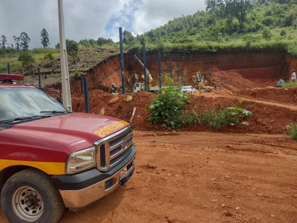 Homem morre soterrado por um barranco em Realeza, distrito de Manhuaçu