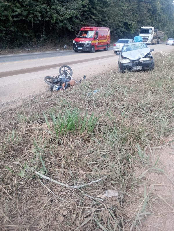 Caminhonete invade contramão e mata motociclista na BR-381, no Vale do Aço