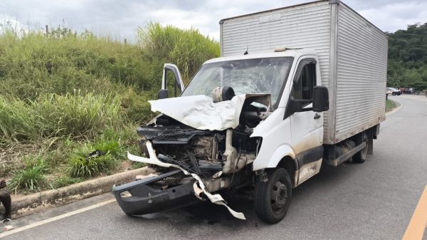 Dois irmãos morrem em acidente entre moto e caminhão na LMG-759, em Bom Jesus do Galho | Vales de Minas Gerais