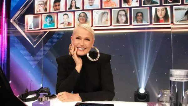 Xuxa faz implante capilar e incentiva mulheres a lidarem com a alopecia