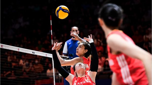 Zhhang Zixuan em ao na Liga das Naes Feminina de Vlei (foto: Divulgao/FIVB)